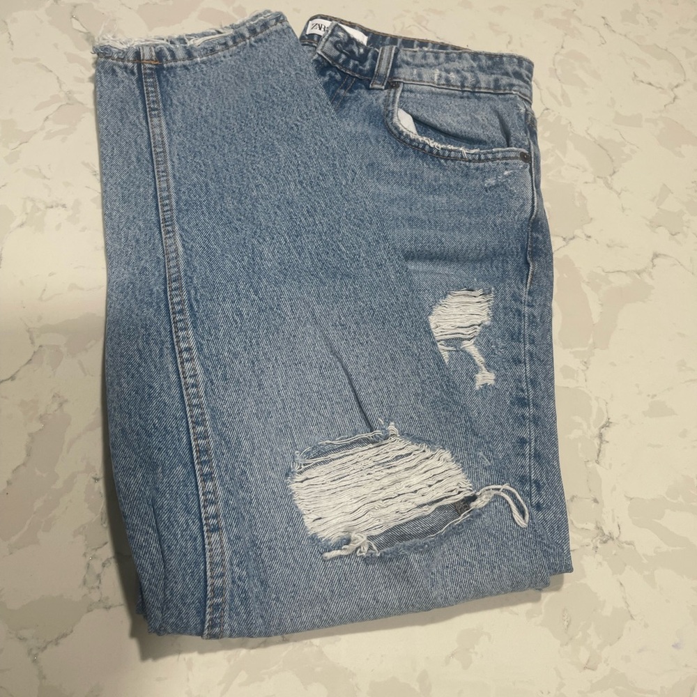 Zara Light Blue Distressed Relaxed Jeans